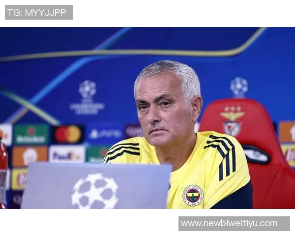 穆里尼奥执教生涯中的意外转折本菲卡前锋本欲加盟却转投费内巴切